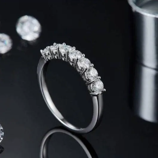 0.7Ct VVS1 Half Eternity Band Diamond Wedding Ring