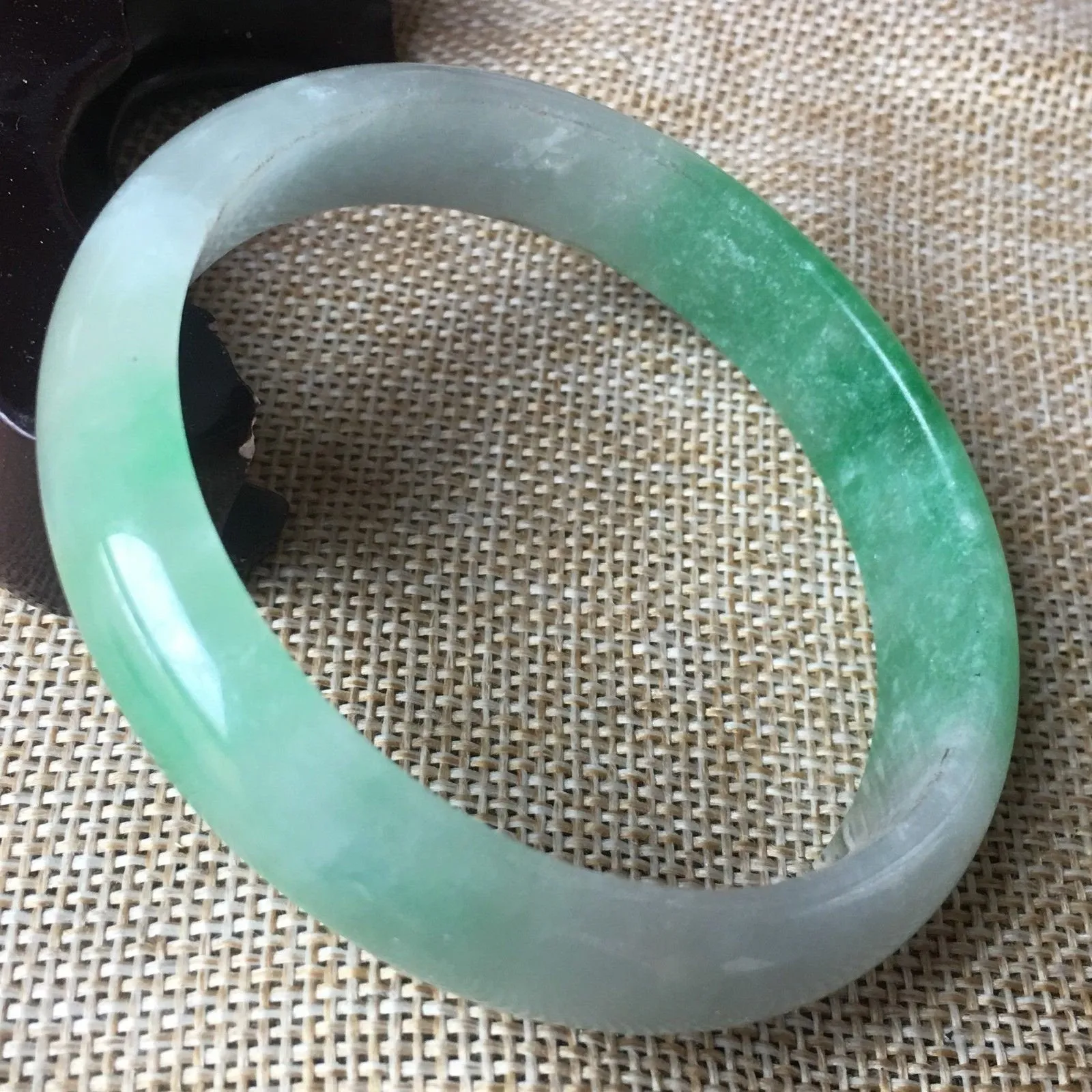 10% FF- 59/60/61 mm Certified Natural Jadeite Emerald A*Jade HandCarved Bangle A04
