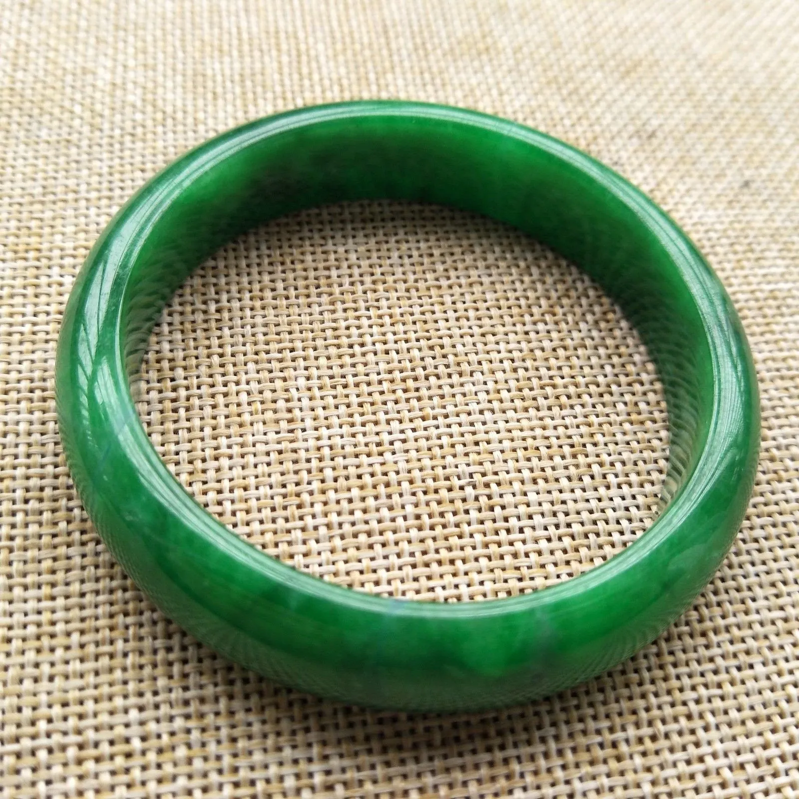 10% OFF- 55/56/57 mm Certified Natural Jadeite Emerald A*Jade Handcarved Bangle C140