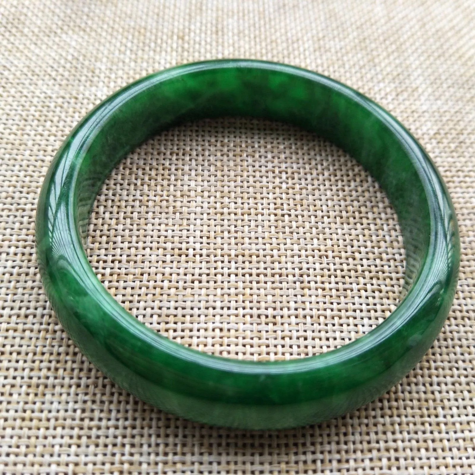 10% OFF- 56/57/58 mm Certified Natural Jadeite Emerald A Jade HandCarved Bangle Z033
