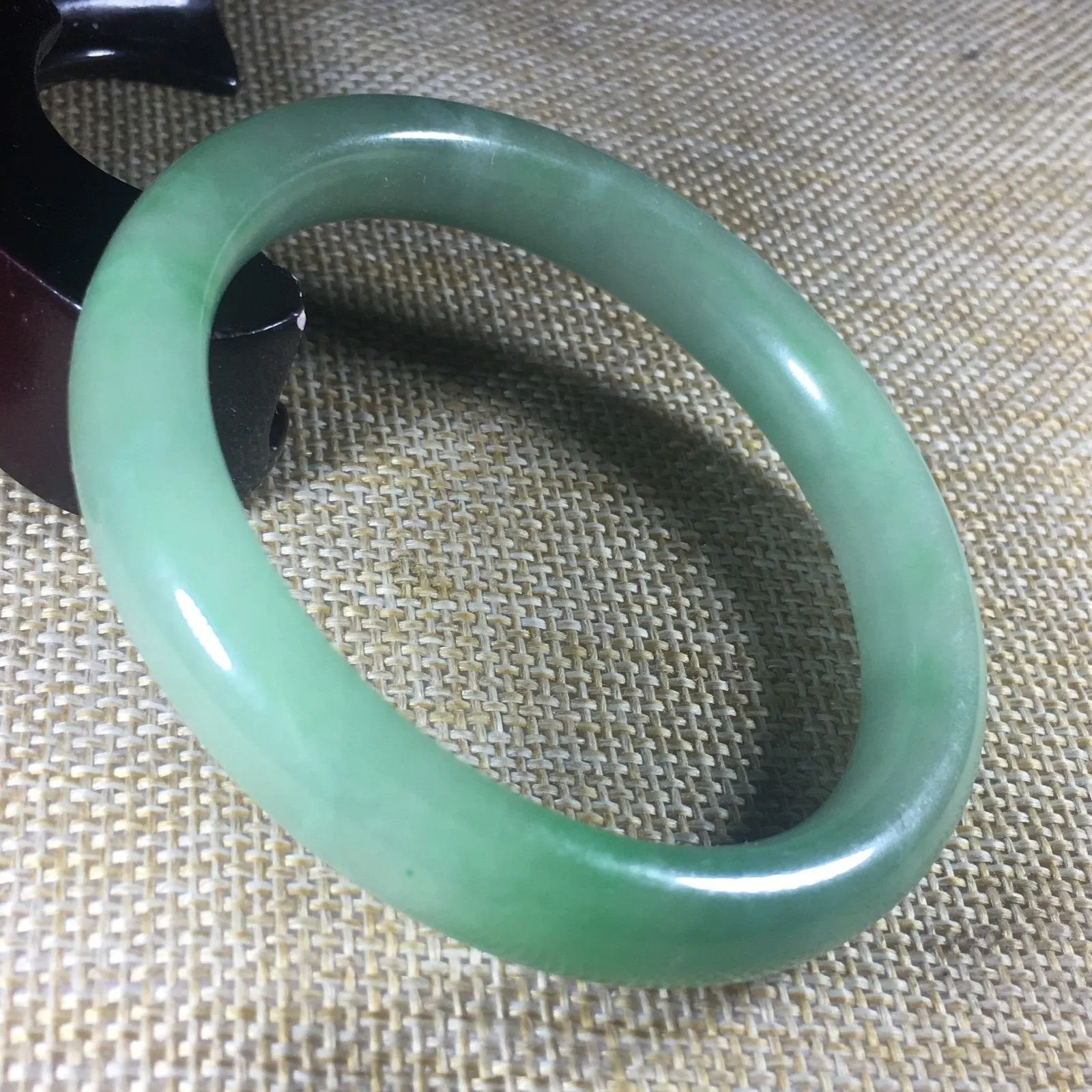 10% OFF- 57/58/59 mm Certified Natural Jadeite Emerald A*Jade HandCarved Bangle B023