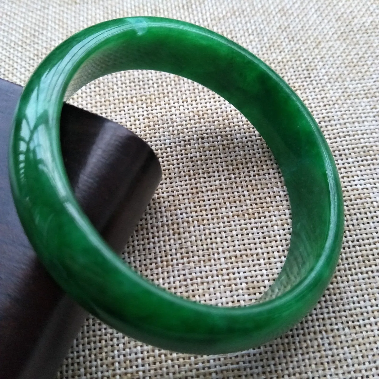 10% OFF- 57/58/59 mm Certified Natural Jadeite Emerald A*Jade Handcarved Bangle C129