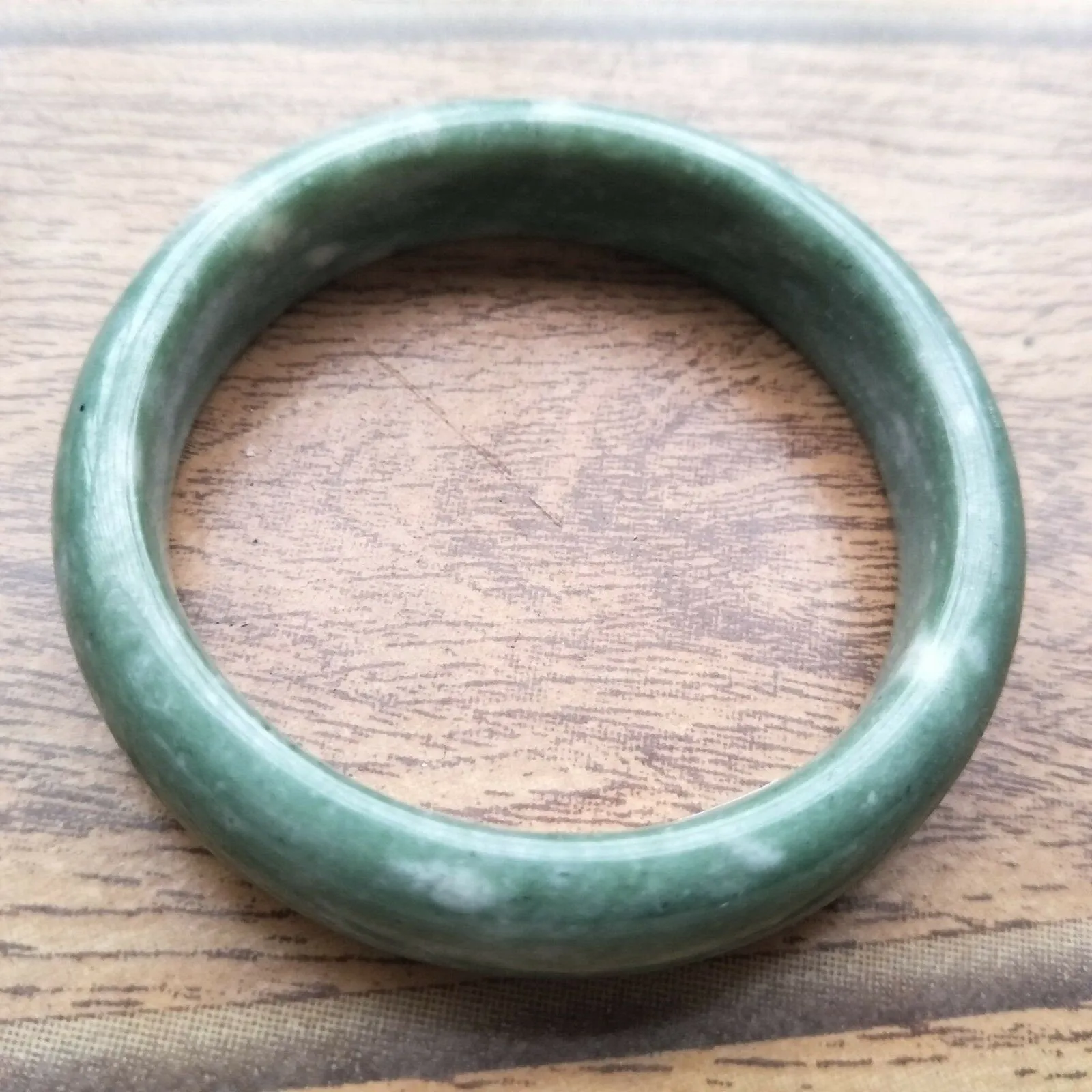 10% OFF- 58/59/60mm Certified Natural Oily Green Jadeite Emerald A*Jade HandCarved Bangle H102