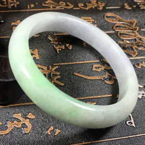 10% OFF- 59/60/61 mm Certified Natural Jadeite Emerald Jade Bangle《Grade A》A041