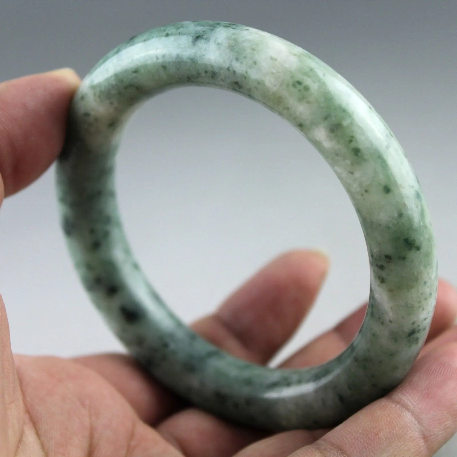 10% OFF- 59/60/61mm Certified Natural Oily Green Jadeite Emerald A*Jade HandCarved Bangle 1096