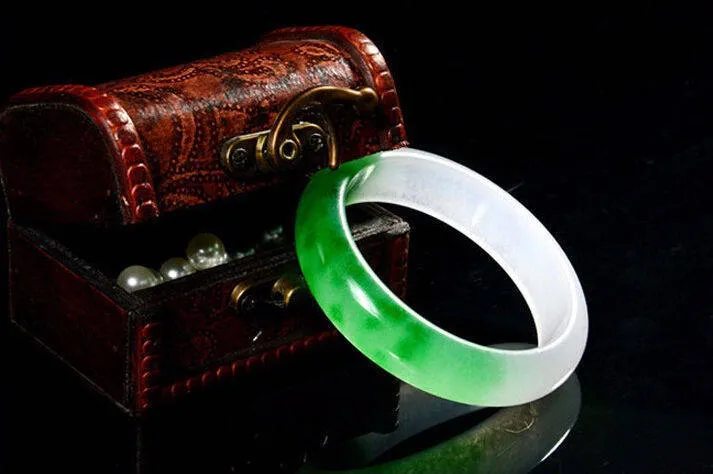 10% OFF- 60/61/62 mm Certified Natural Jadeite Emerald Jade Bangle《Grade A》