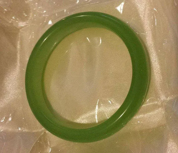 10% OFF on Sales- 60/61 mm Genuine Natural Green Emerald Xiu Jade Bracelet Bangle《Grade A》