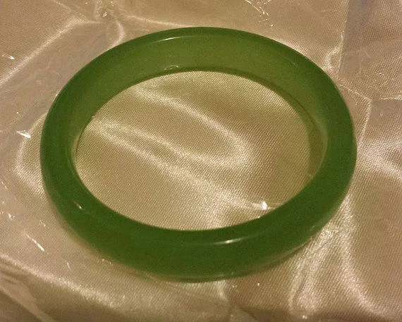 10% OFF on Sales- 60/61 mm Genuine Natural Green Emerald Xiu Jade Bracelet Bangle《Grade A》