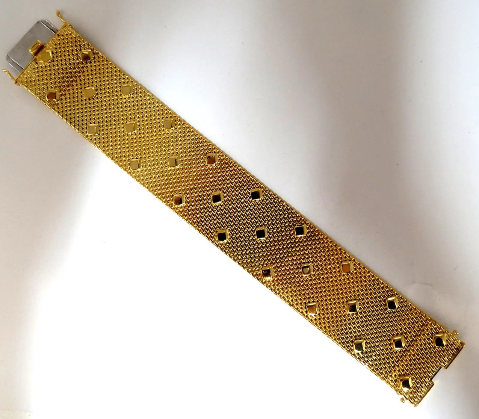 14kt. Gold Wide Mesh Spade Onlay Bracelet Cuff 80 Gram