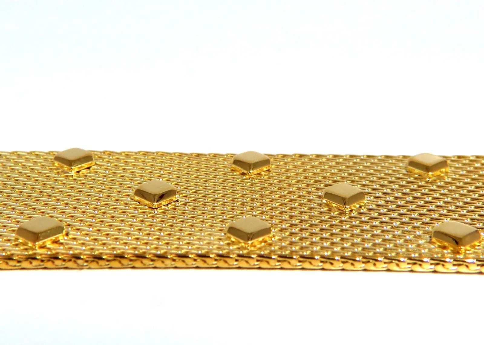 14kt. Gold Wide Mesh Spade Onlay Bracelet Cuff 80 Gram