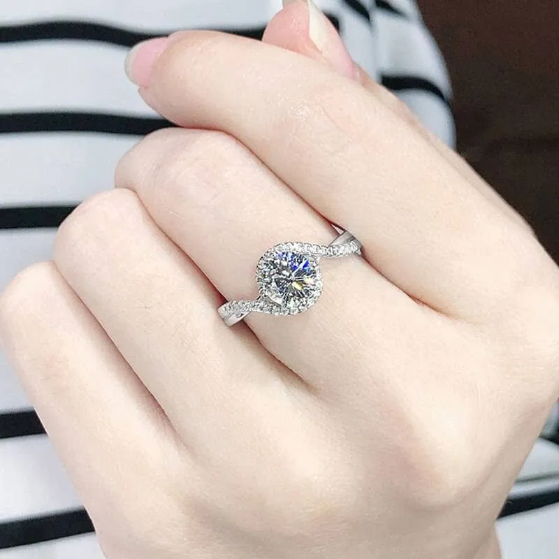 18k White Gold Twist 1.0ct VVS1 Diamond Ring