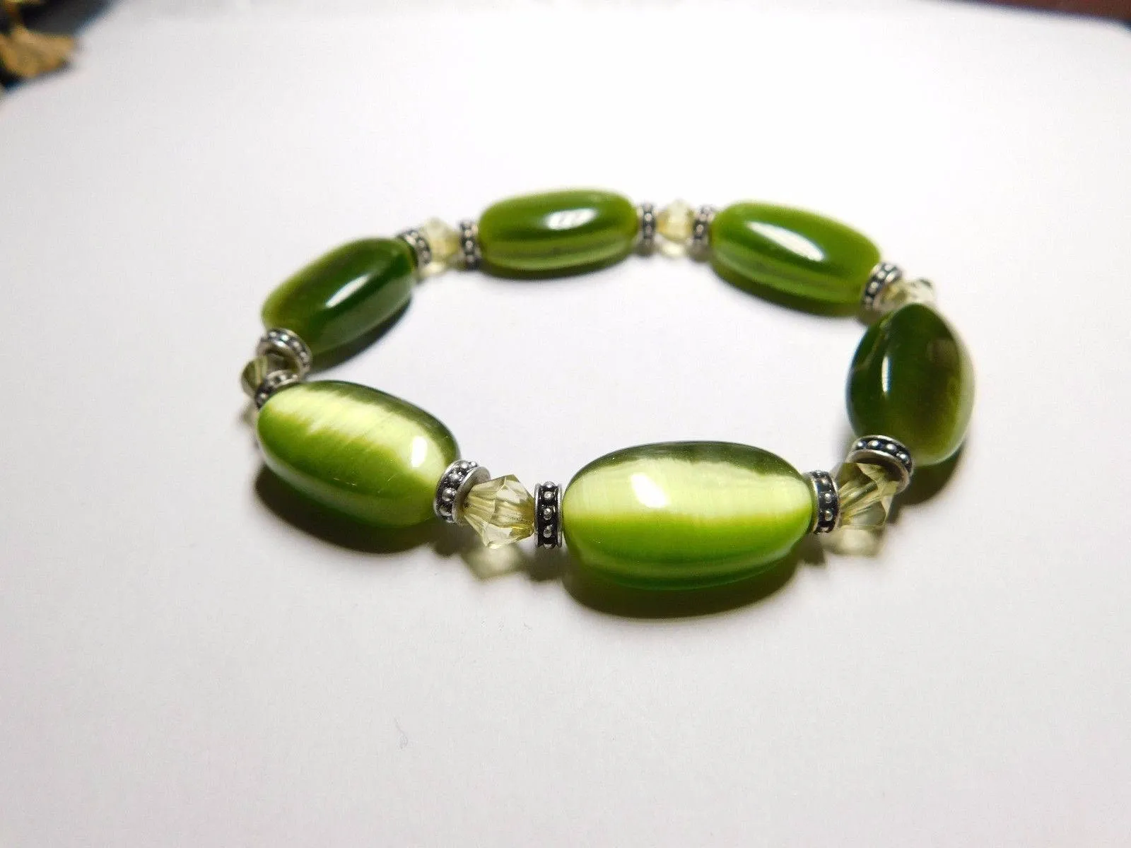 190 mm/7.5 in-Certified Natural Green Jadeite Emerald Jade Beads Stretchy Bracelet 《Grade A》