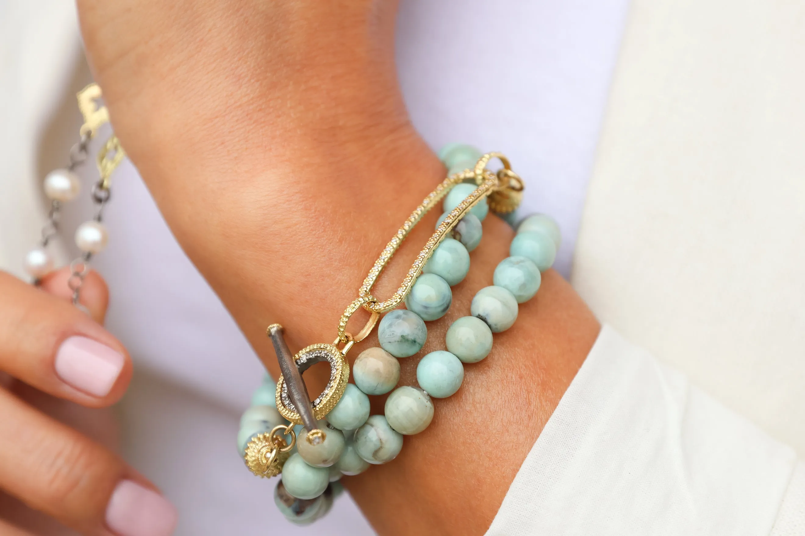 20.5" TURQUOISE AND TAHITIAN PEARLS PAPERCLIP TRIPLE WRAP BRACELET