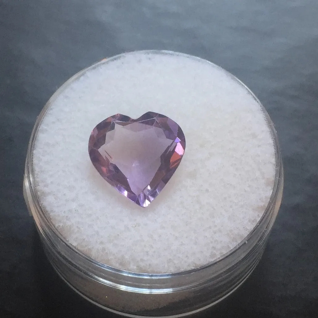 2.89 ct HEART SHAPED AMETHYST