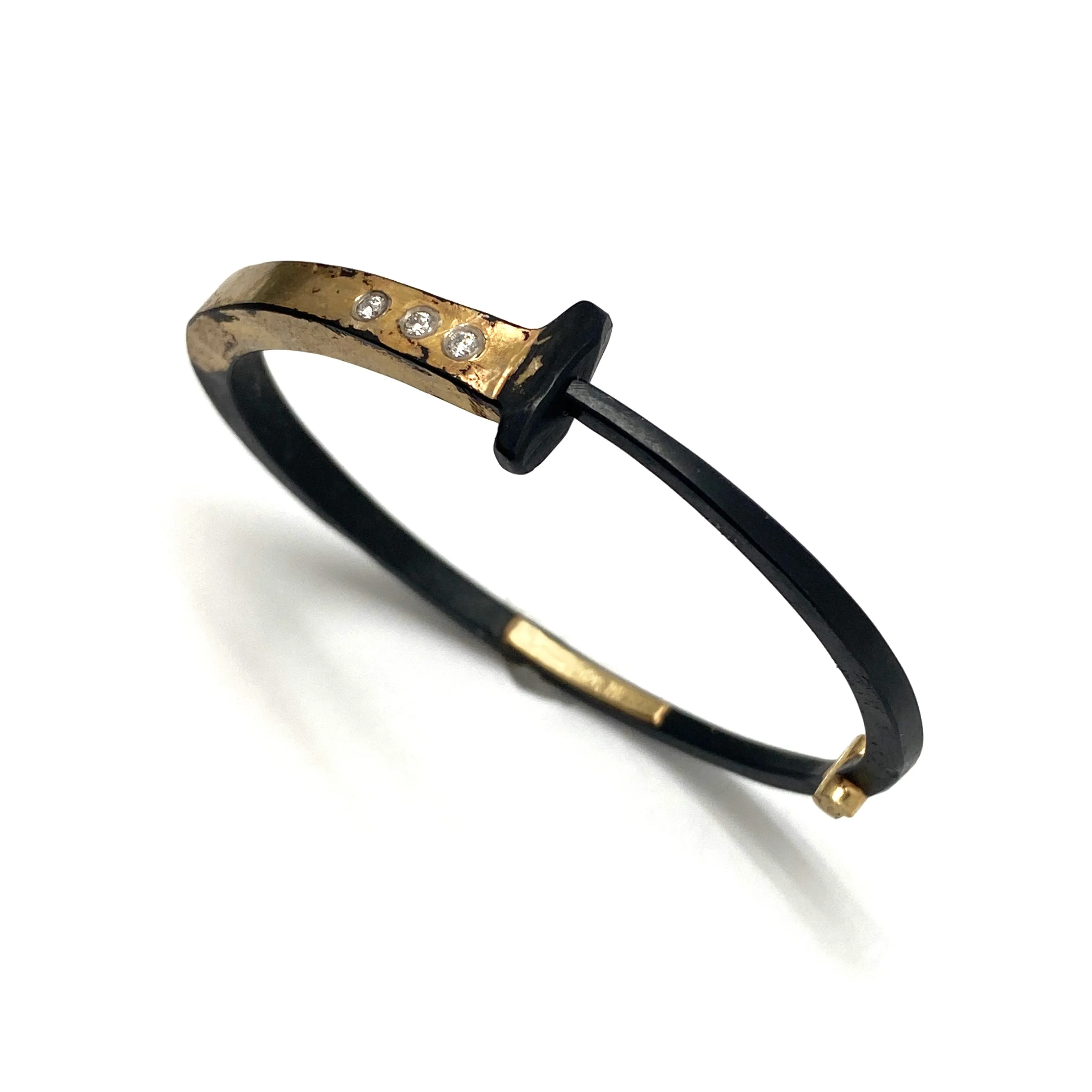 3 Stone Splash Nail Bracelet