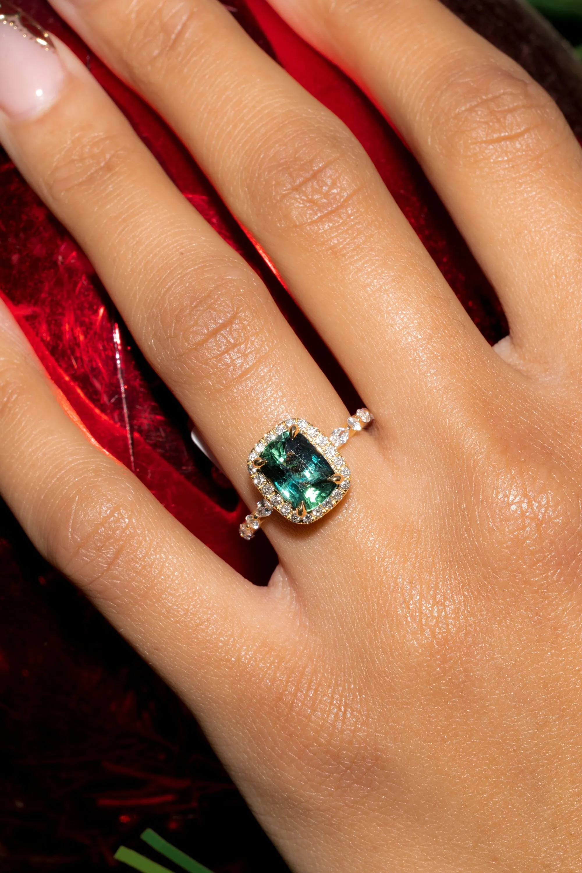 3.02ct Green Sapphire Emily