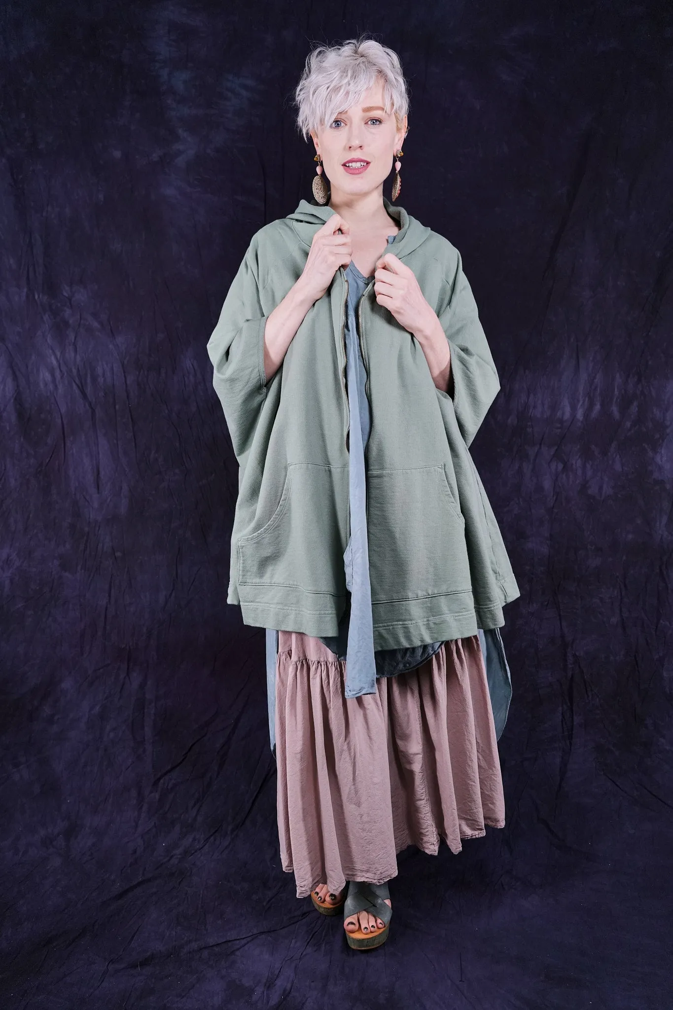 5307 Postcard Zipper Vest Olive Leaf-P