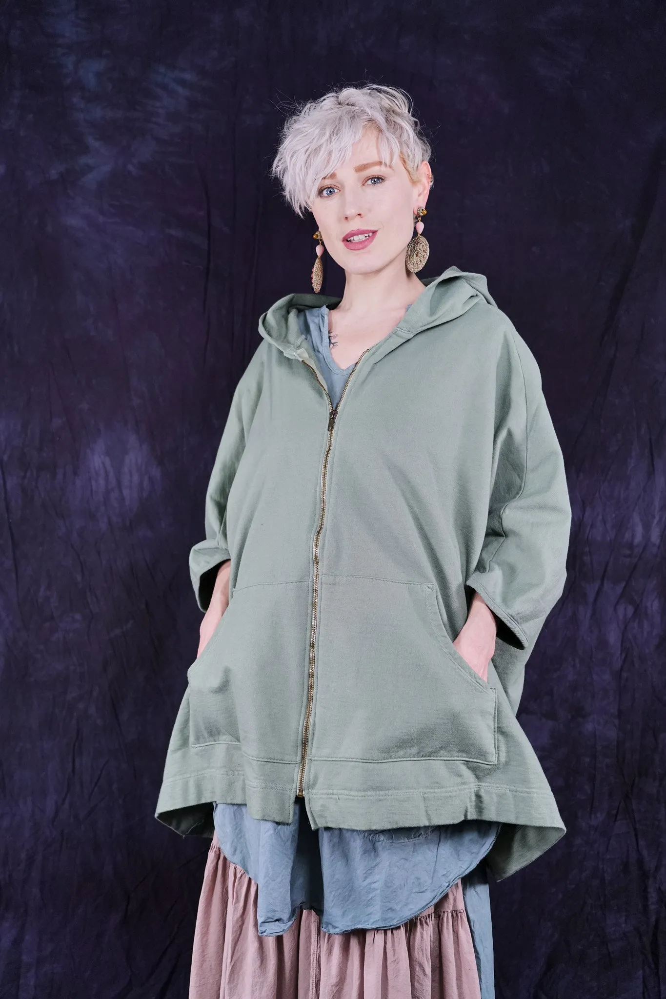 5307 Postcard Zipper Vest Olive Leaf-P