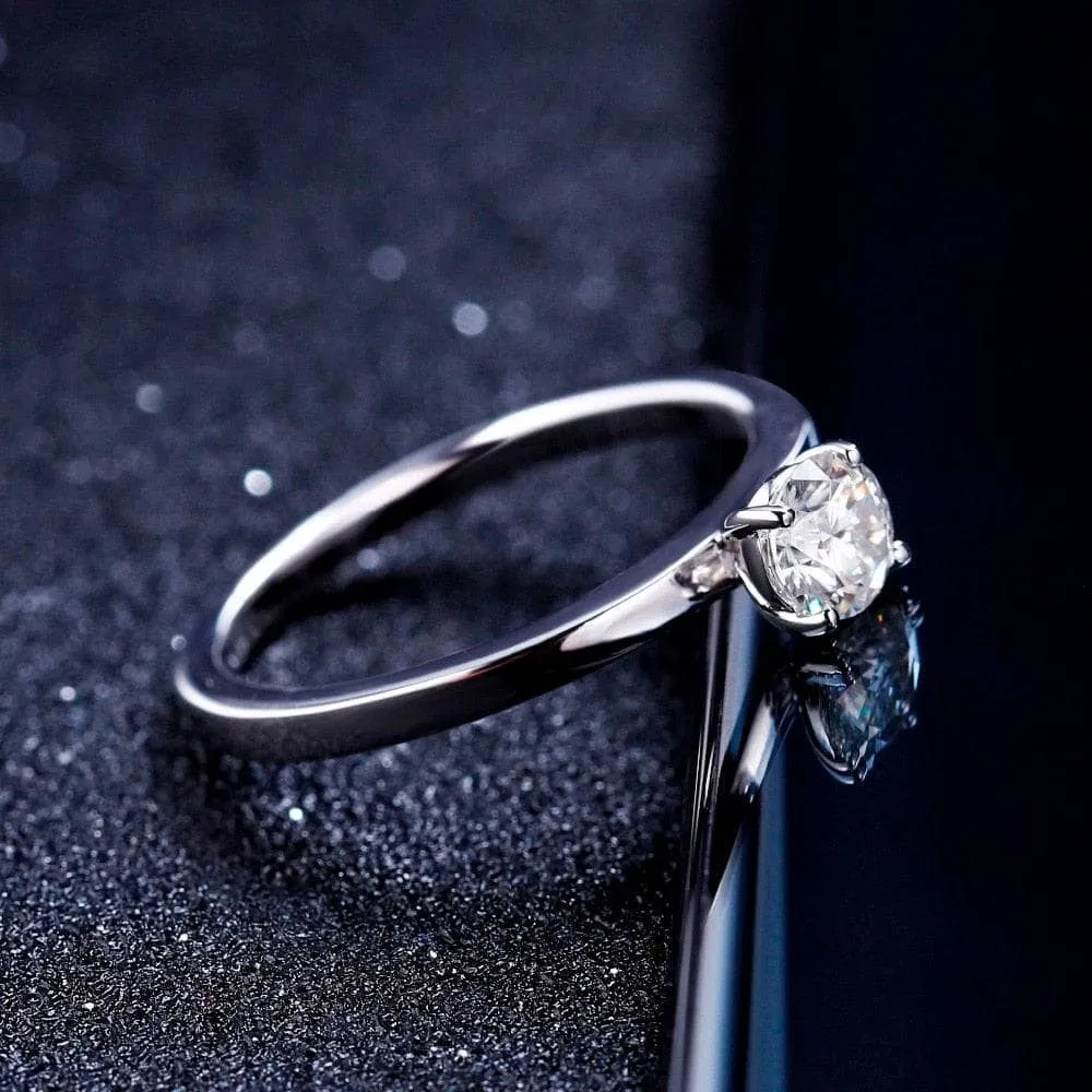 5mm 0.5Ct D Color VVS Diamond Solitaire Engagement Ring
