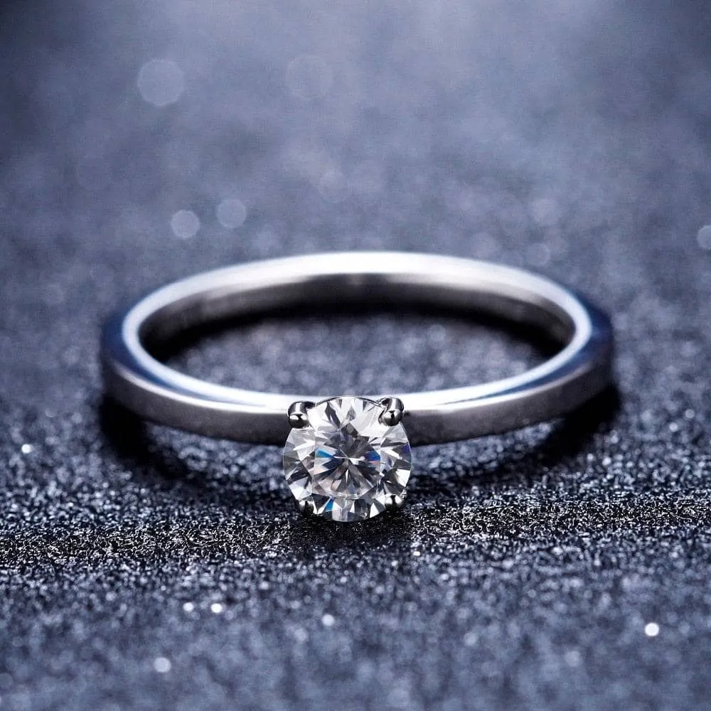 5mm 0.5Ct D Color VVS Diamond Solitaire Engagement Ring