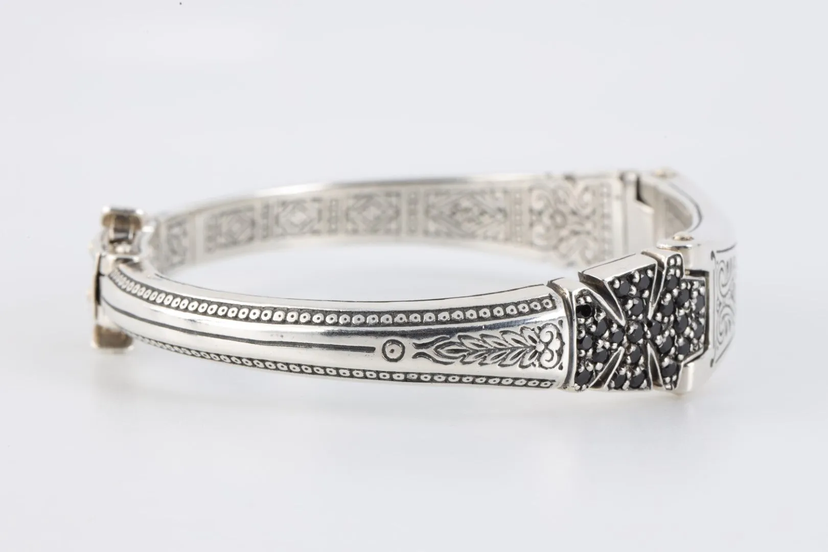 7.25" Konstantino 925 Silver Black Stone Bangle Bracelet (51.00g.)