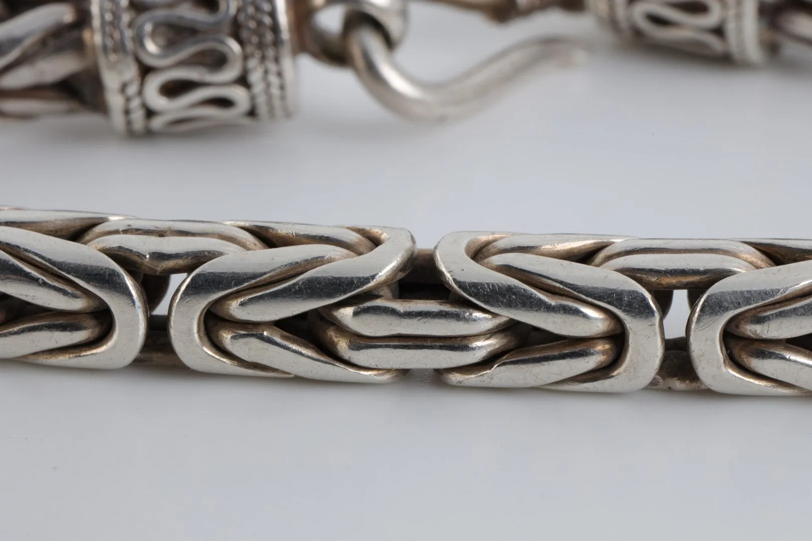 9" 925 Silver Byzantine Chain Bracelet (87.05g.)