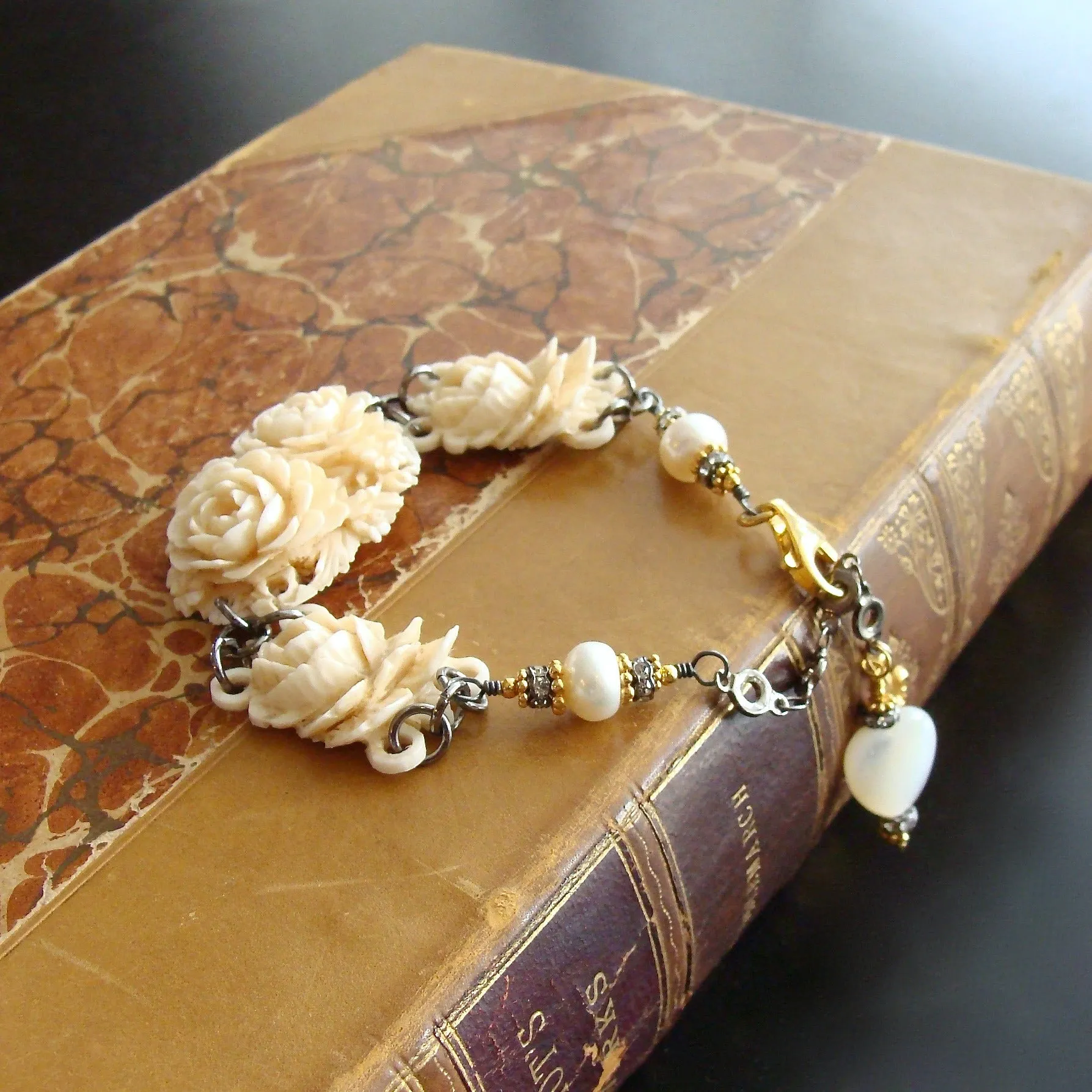 Adjustable Floral Roses EcoIvory And Pearl Bracelet With Mother of Pearl Heart - Clementine Bracelet