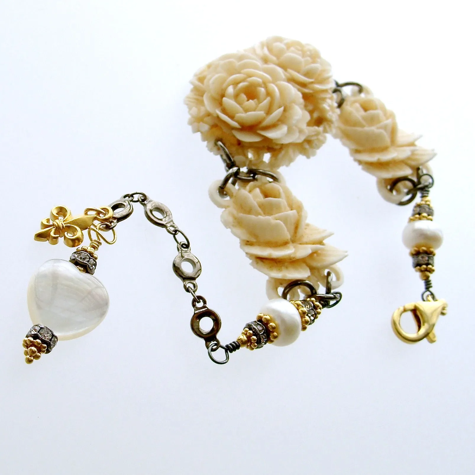 Adjustable Floral Roses EcoIvory And Pearl Bracelet With Mother of Pearl Heart - Clementine Bracelet
