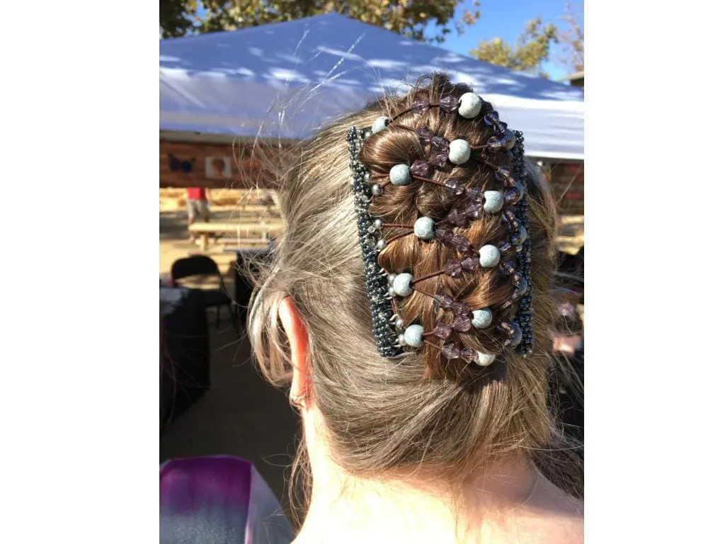 African Butterfly Wire Hair Clip - 11 Tong 431