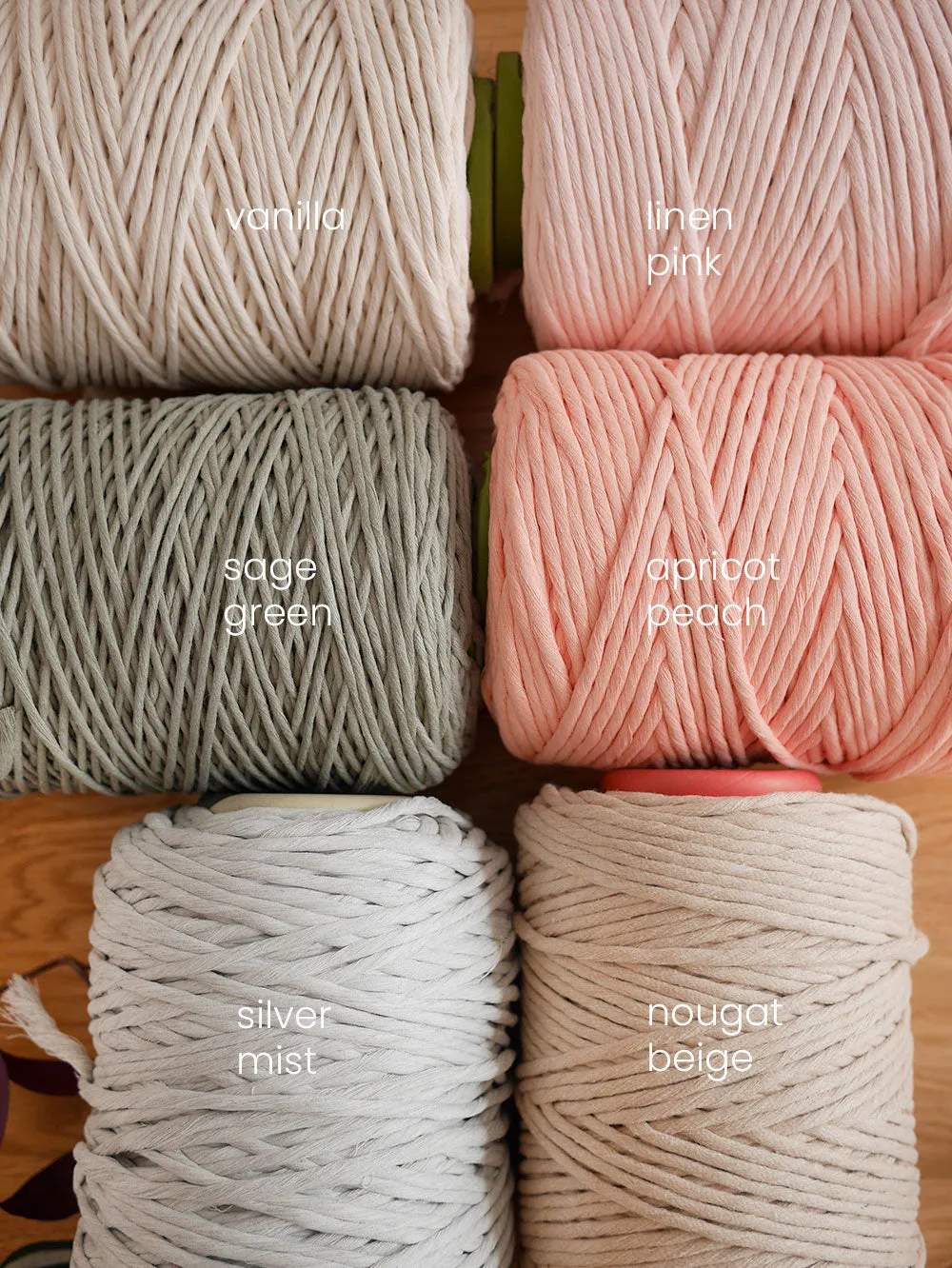 Apricot peach cotton string, 1 kg