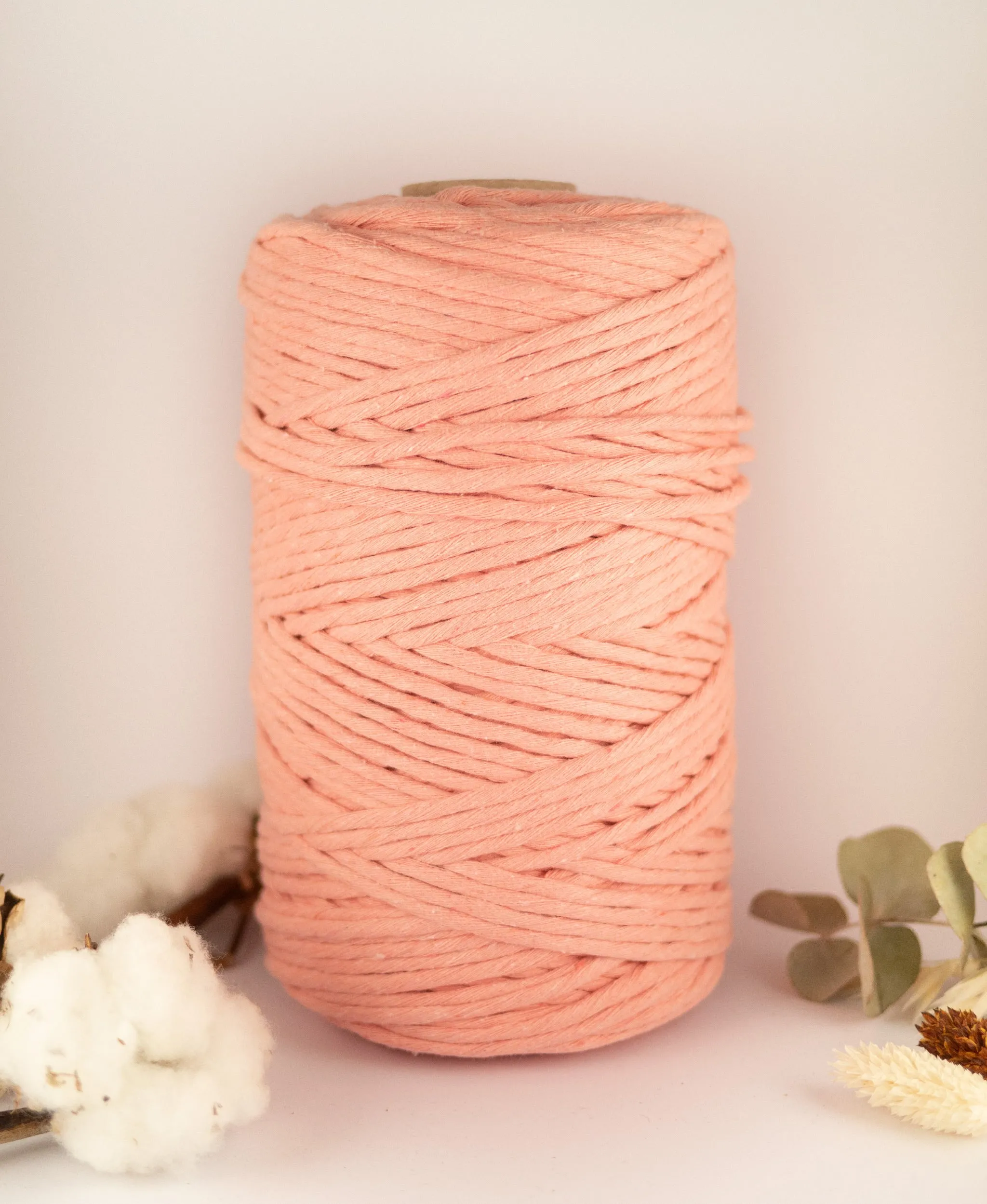 Apricot peach cotton string, 1 kg