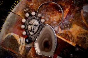 Artist Pendant by Andrew Thornton