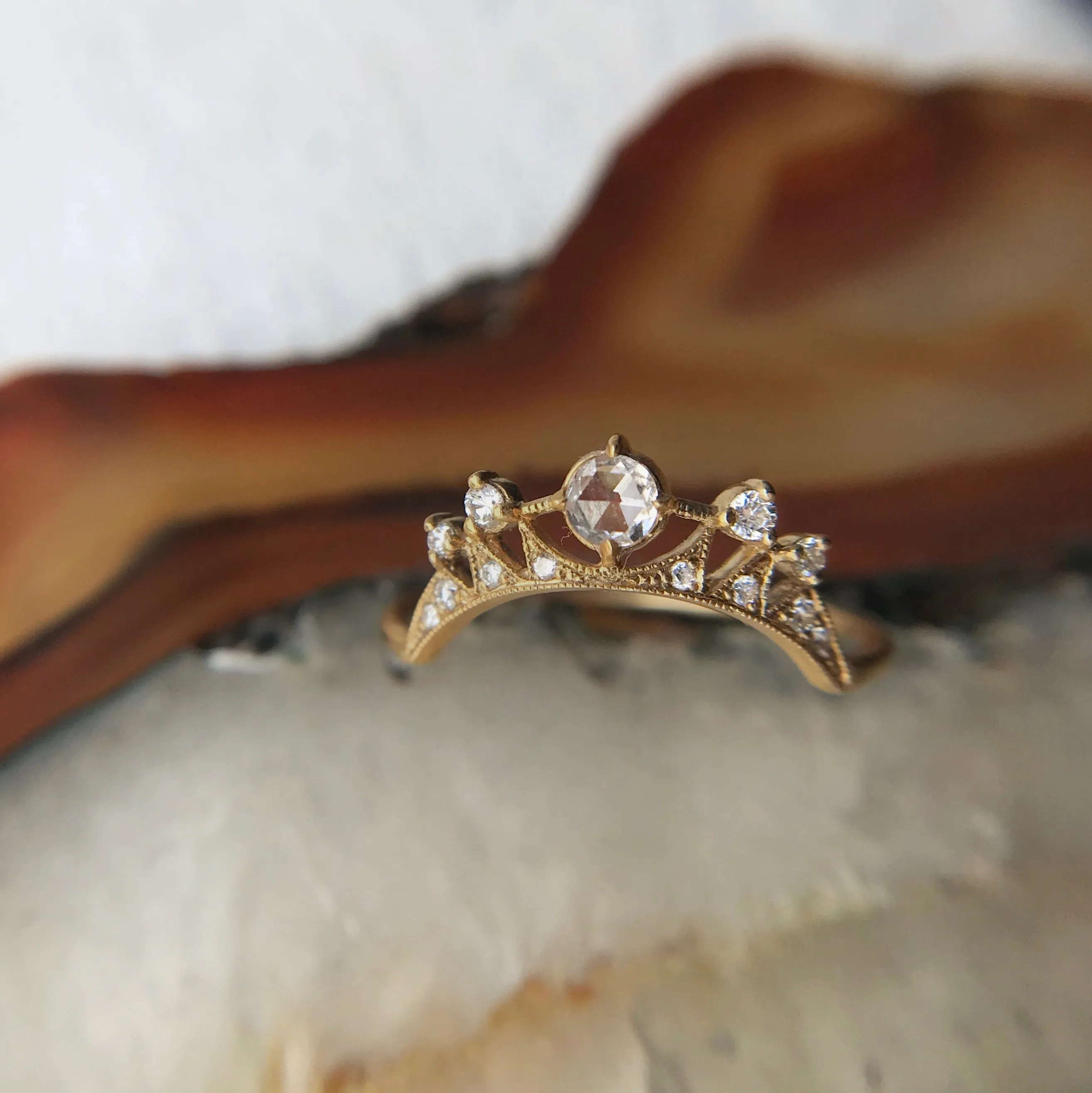 Astrid Luna Ring