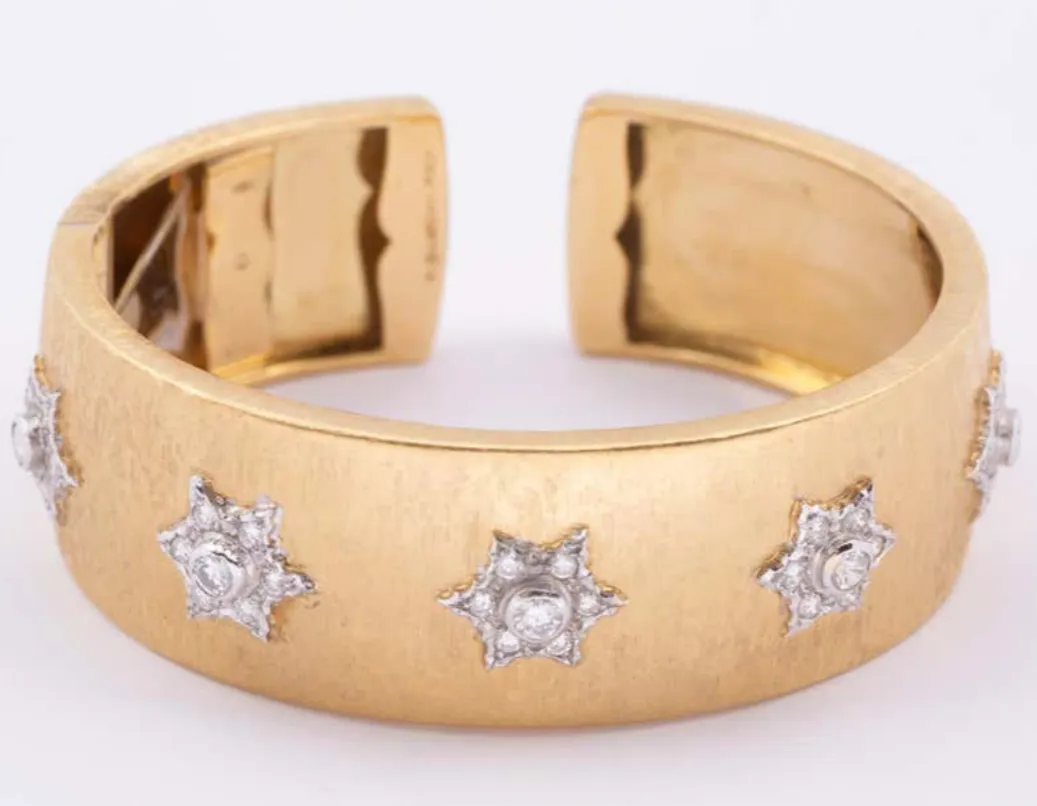 Buccellati Star Cuff with Diamonds in 18k Gold