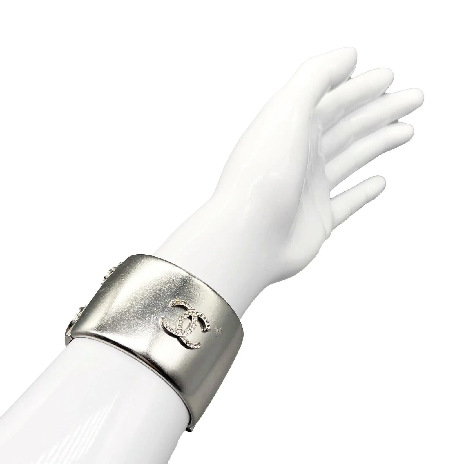 CHANEL - 02C Millennium Silvered Cuff - Enamel Multicolor Circles - CC Logo - OS