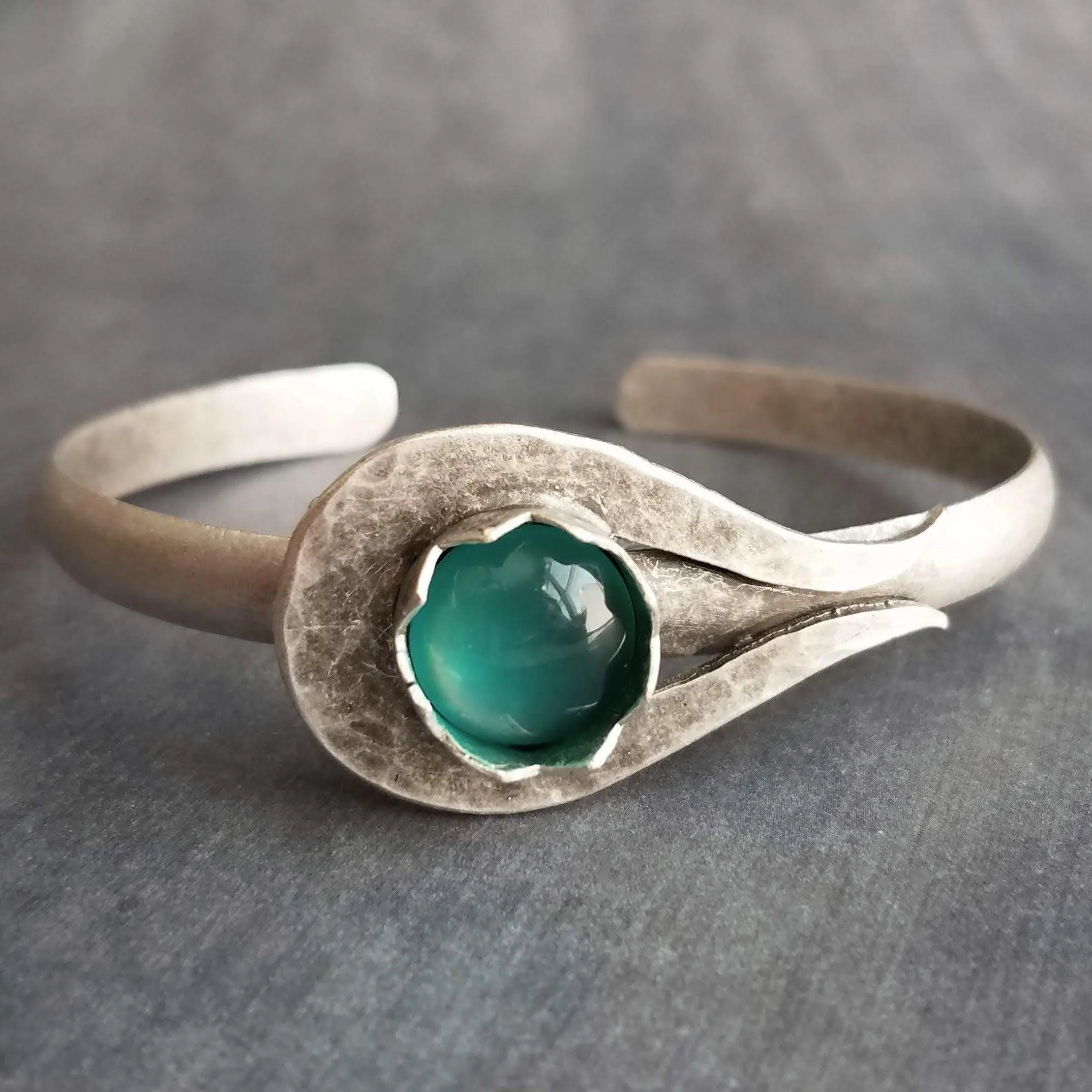 Chunky Silver Cuff Bracelet, glass stone bracelet, heavy silver cuff, oxidized silver bracelet, antique silver cuff, glass hammered silver