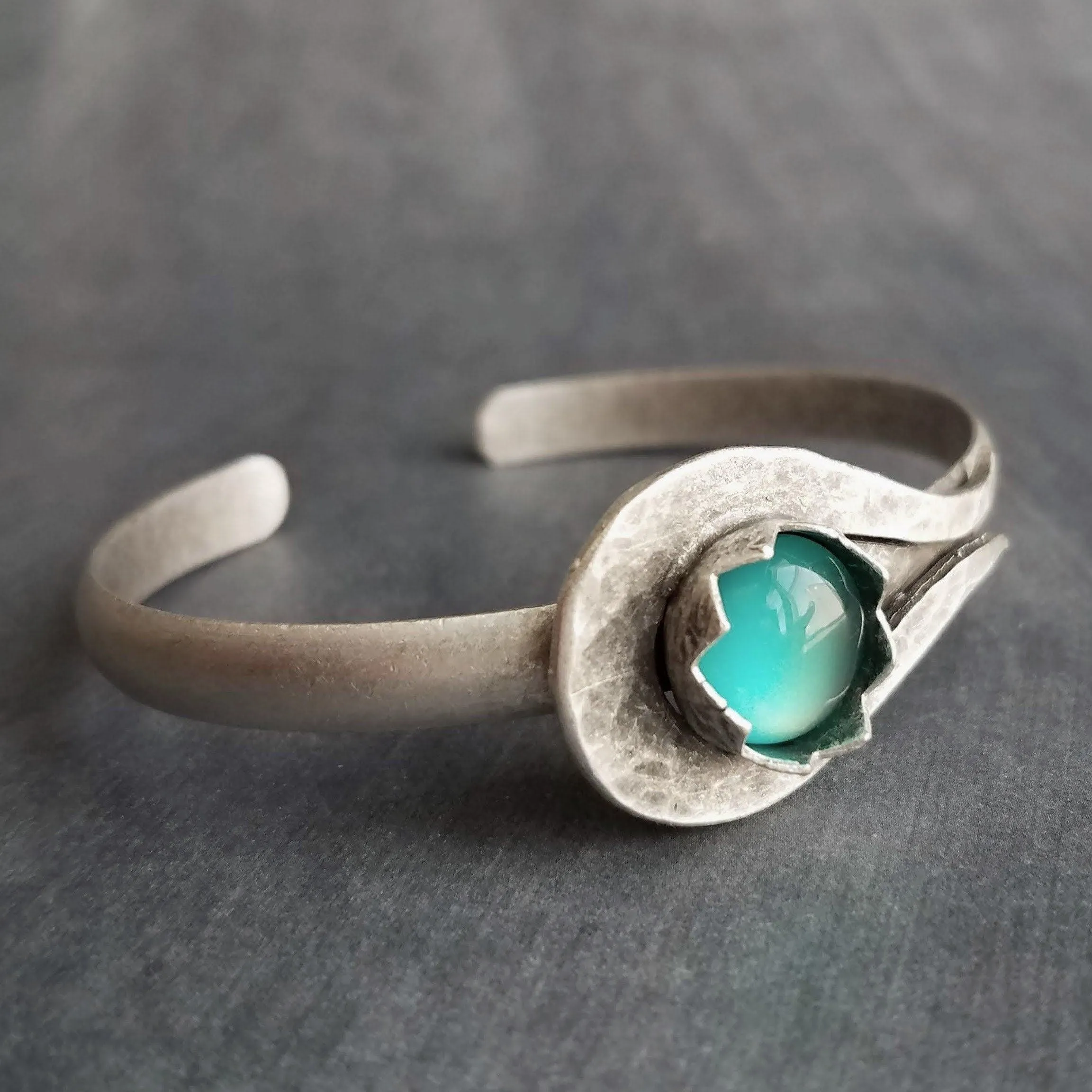 Chunky Silver Cuff Bracelet, glass stone bracelet, heavy silver cuff, oxidized silver bracelet, antique silver cuff, glass hammered silver