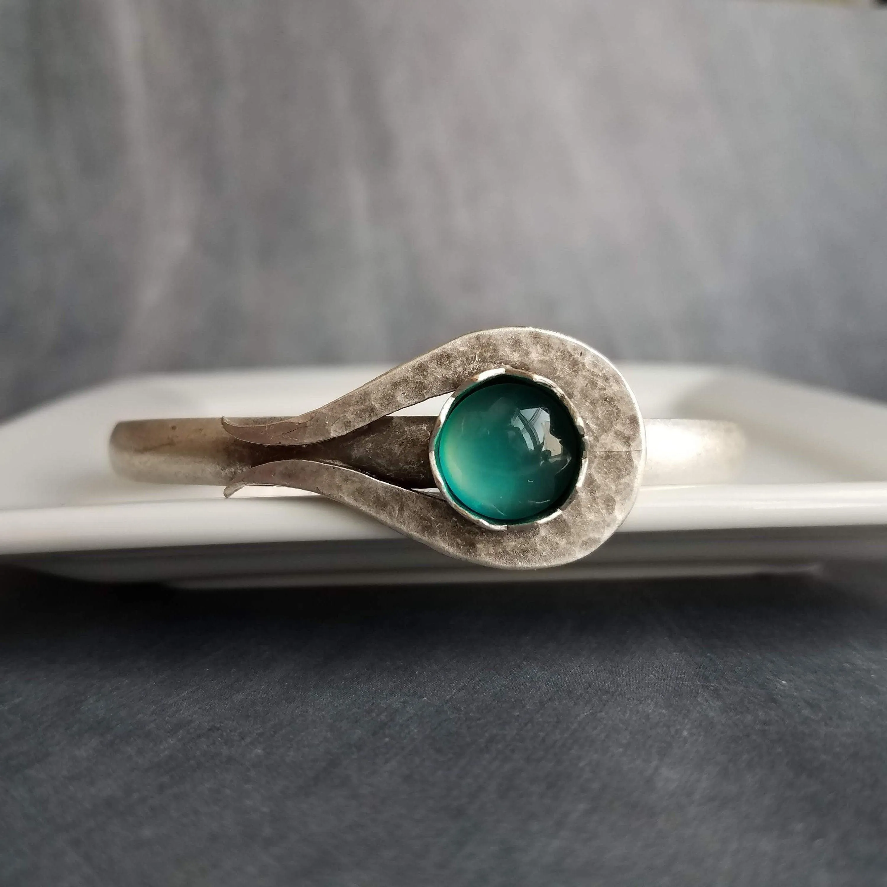 Chunky Silver Cuff Bracelet, glass stone bracelet, heavy silver cuff, oxidized silver bracelet, antique silver cuff, glass hammered silver