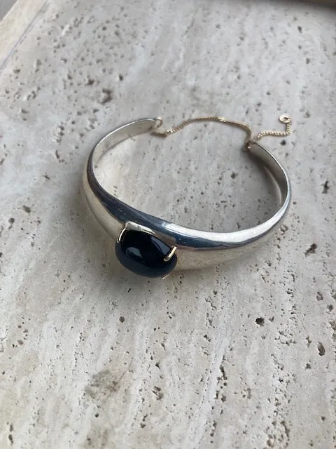 claudel cuff with Onyx