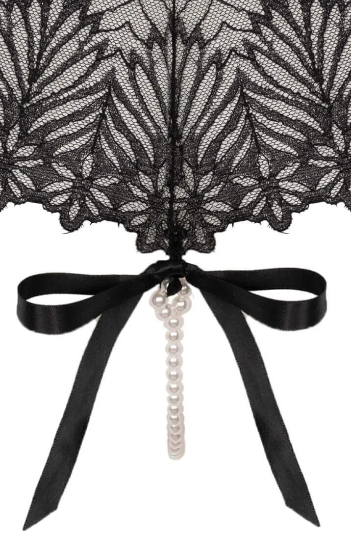 Crotchless panty with white pearl string - Destino Panty