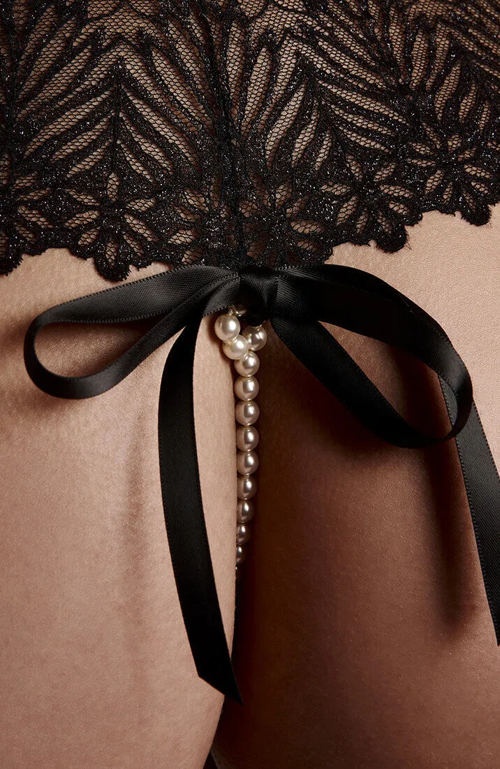 Crotchless panty with white pearl string - Destino Panty