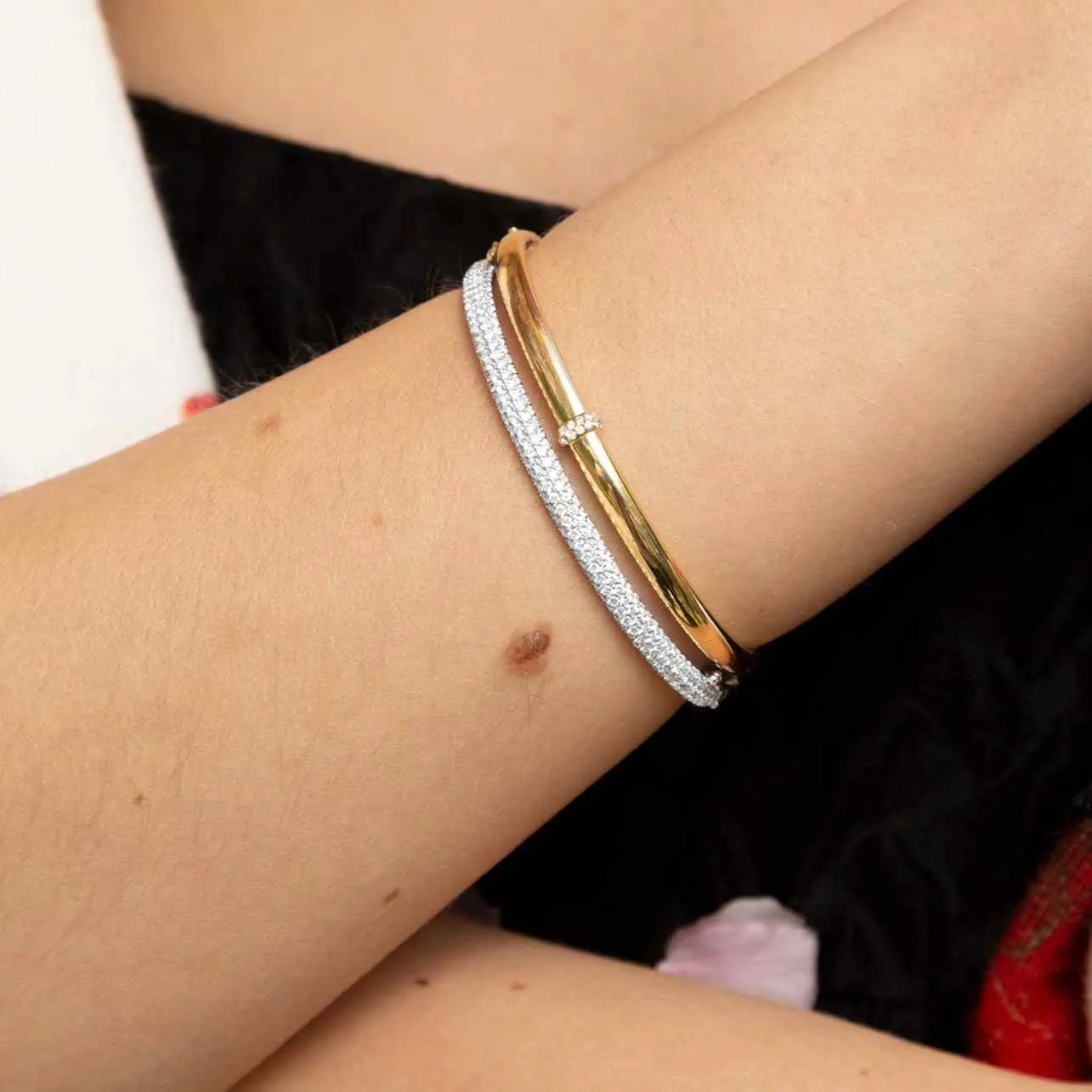 Dalliance Gold Bracelet