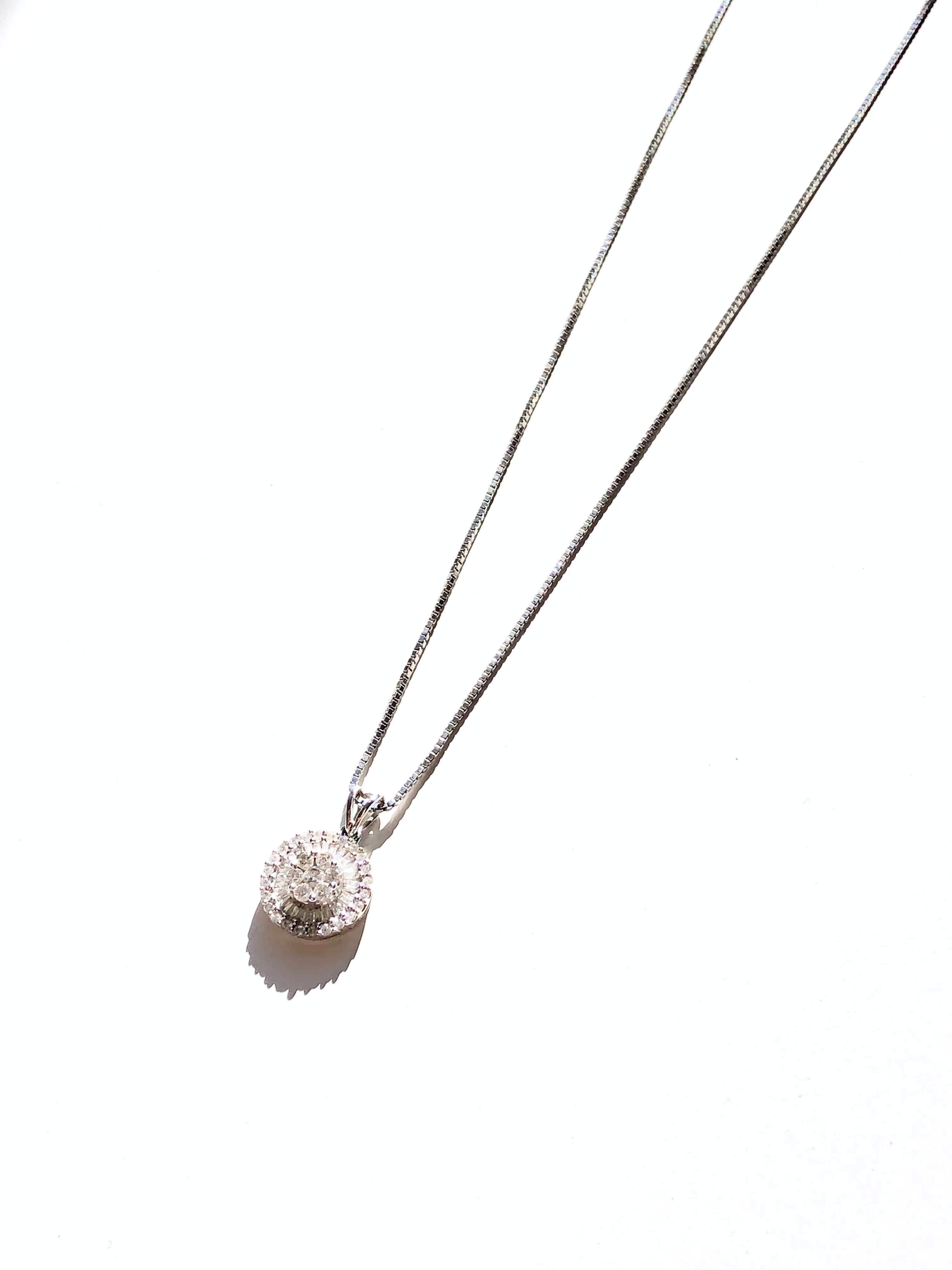 Dandelion Natural Diamond Necklace
