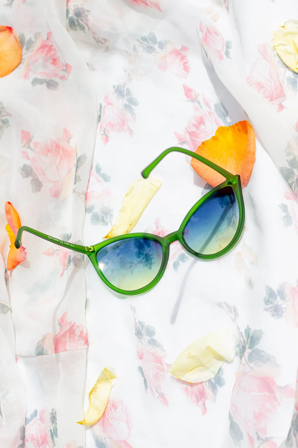 Delicate Large Cat Eye Sunglasses
