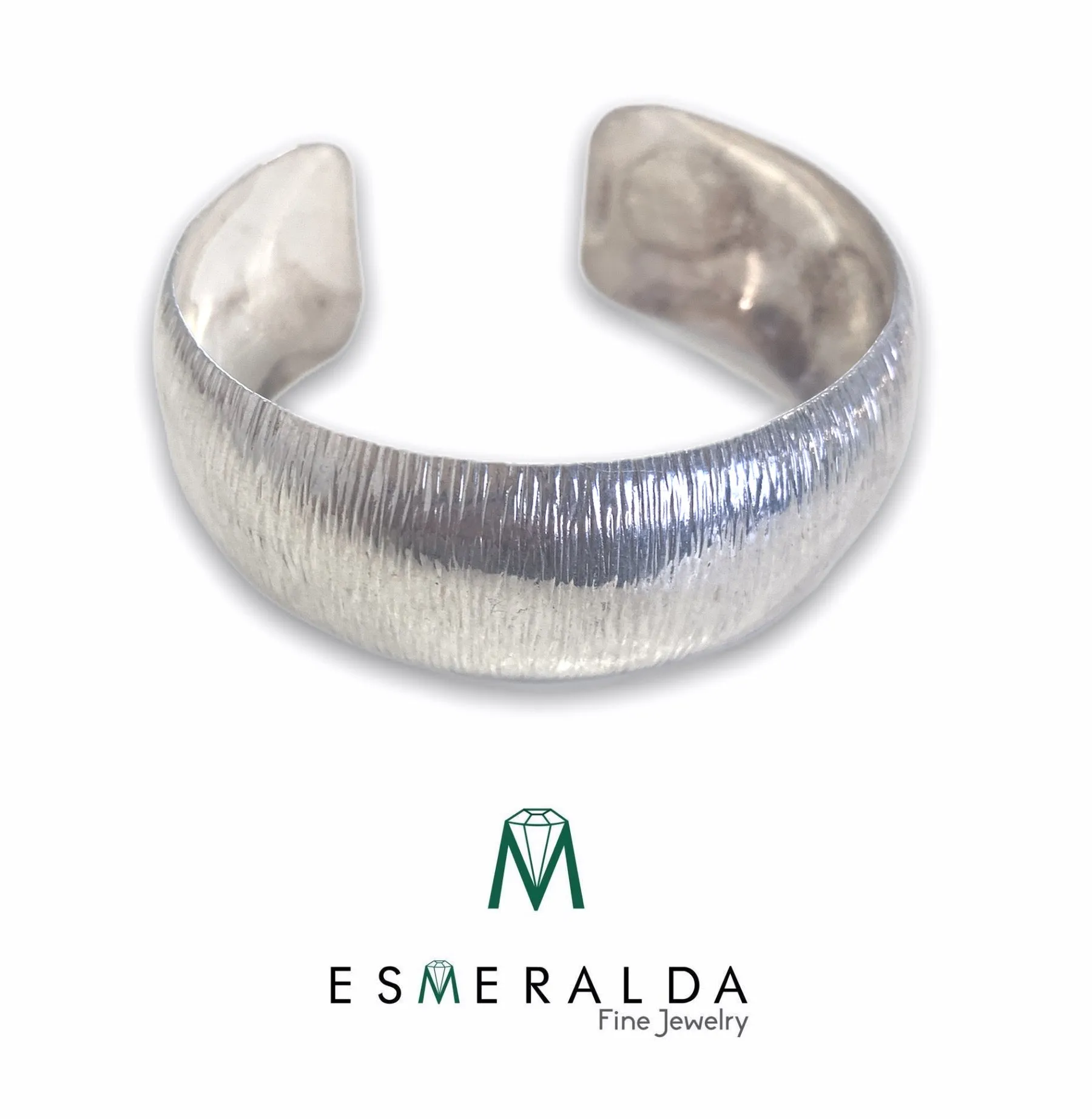 Esmeralda's Brushed Fine Silver Cuff