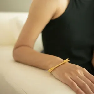 FOLLOW YOUR ARROW SCREW BRACELET