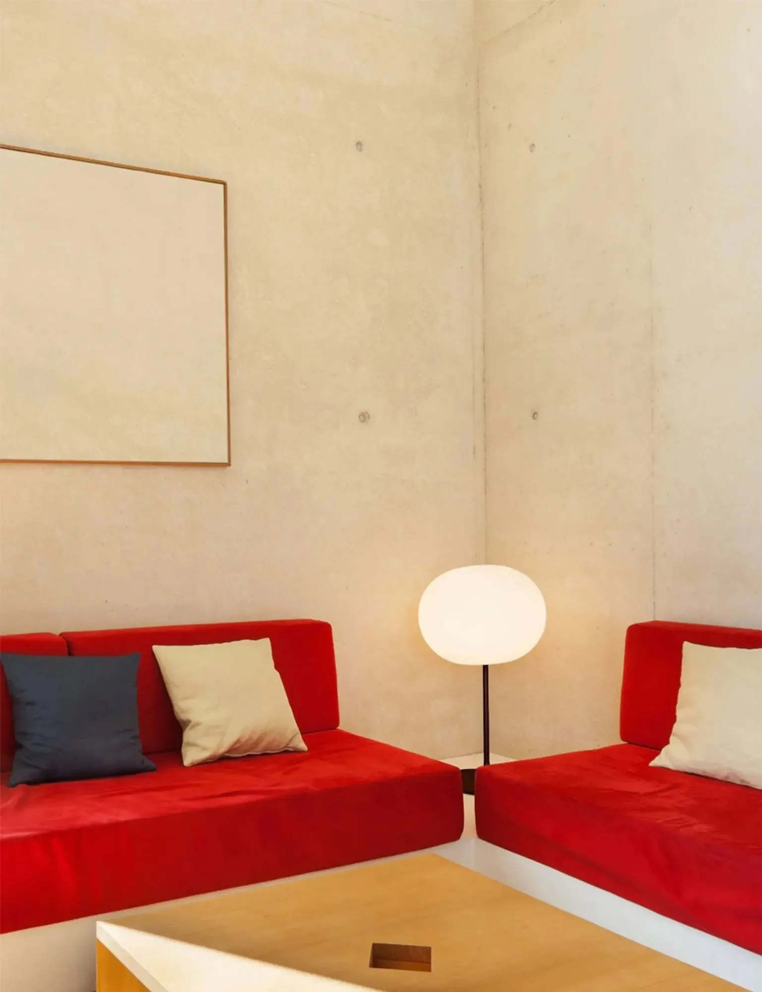 Glo-Ball T1 - Dimmable Table Lamp