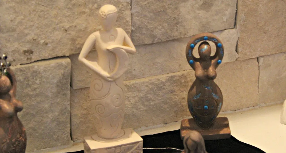 Goddess Figurines, Beautiful Assortment for you Crystal Layouts  FB1154