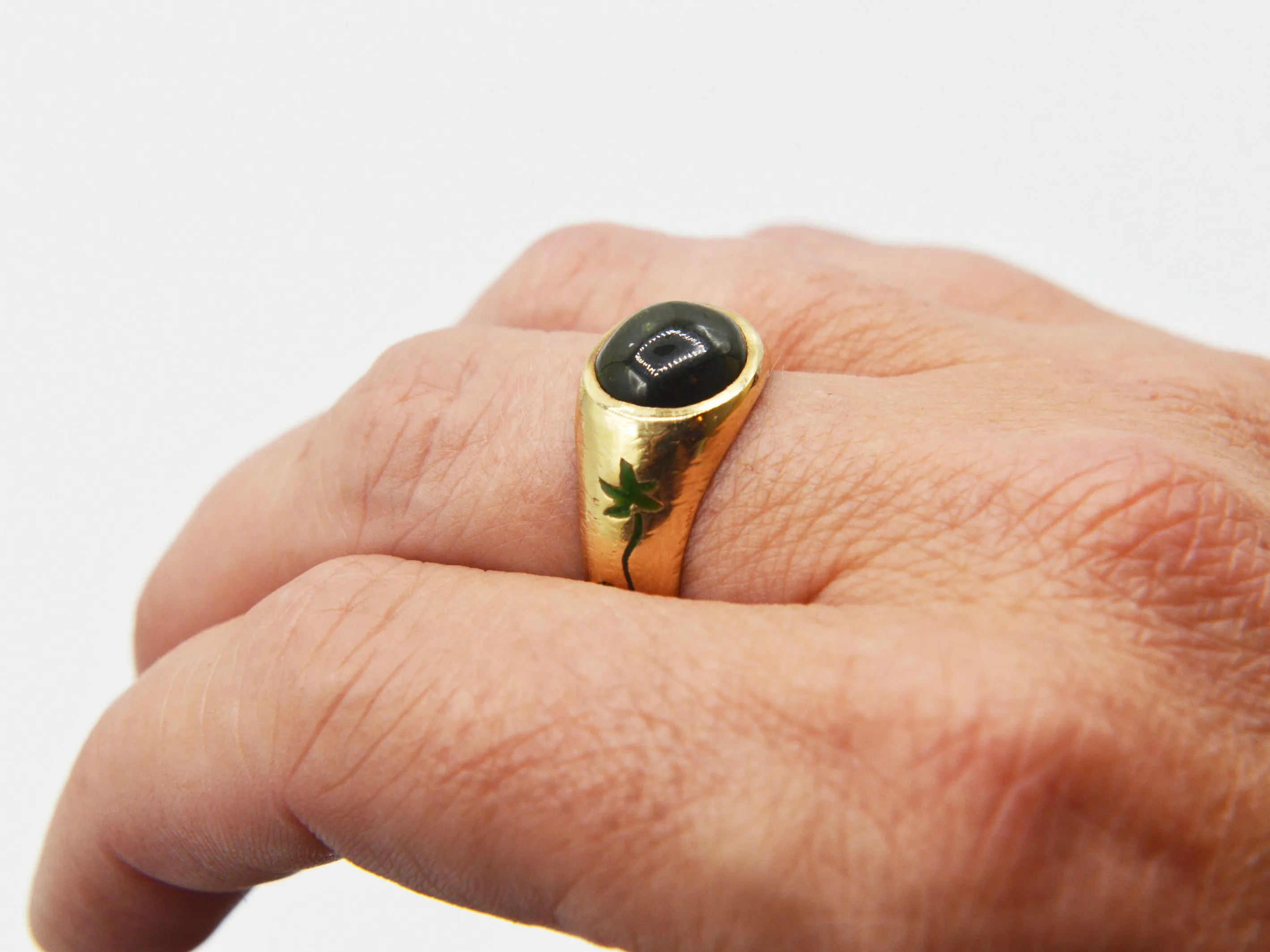 Green Sapphire and Oak Vine Signet Ring