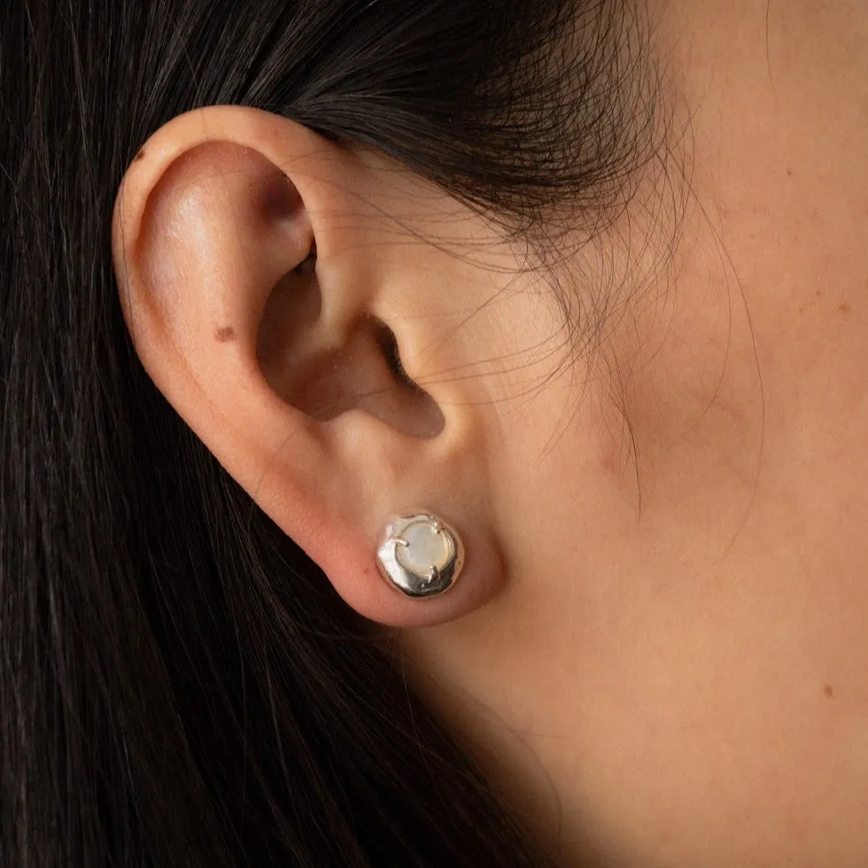 Keeper Studs | Silver   Mother of Pearl